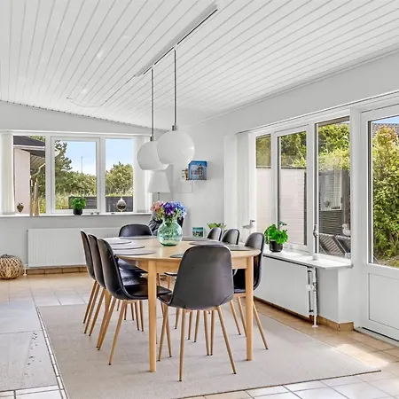 Vakantiehuis Kita - 500m From The Sea By Interhome